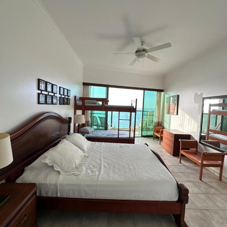 Departamento Barceló Colon Miramar Salinas - One-Bedroom Apartment - 3