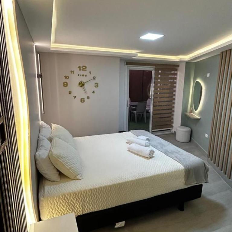 Atenea Two-Bedroom Apartment - One-Bedroom Apartment - 7