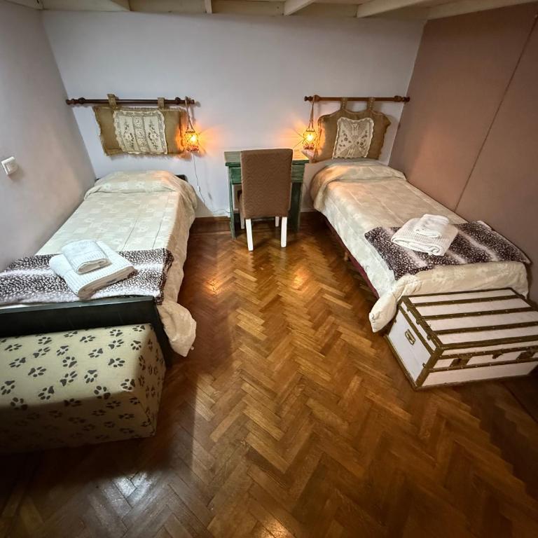 Corazón de Baires amplio departamento histórico francés para 8 en el centro - Duplex Apartment - 27
