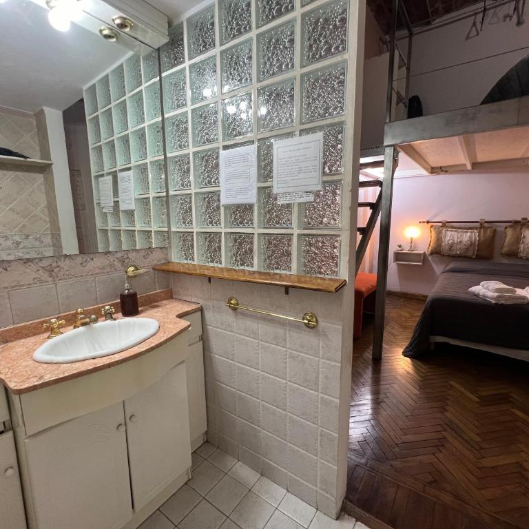 Corazón de Baires amplio departamento histórico francés para 8 en el centro - Duplex Apartment - 22