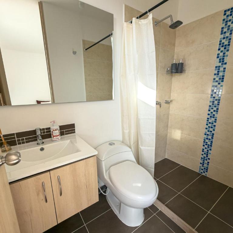 Modern Aparment 3BR Family on the Heart of Ibague - Three-Bedroom Apartment - 31