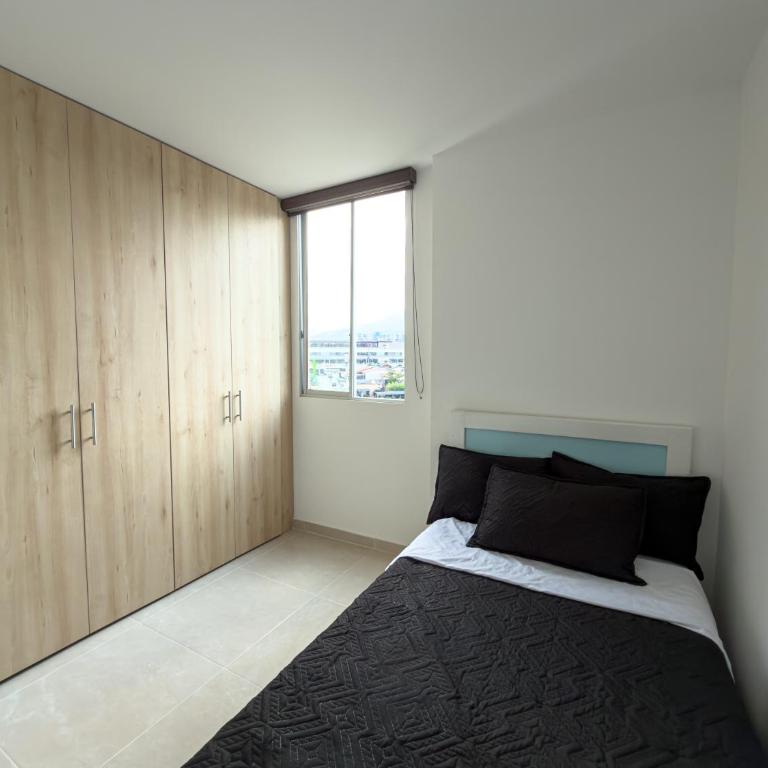 Modern Aparment 3BR Family on the Heart of Ibague - Three-Bedroom Apartment - 25