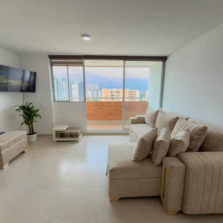 Modern Aparment 3BR Family on the Heart of Ibague - Three-Bedroom Apartment - 13