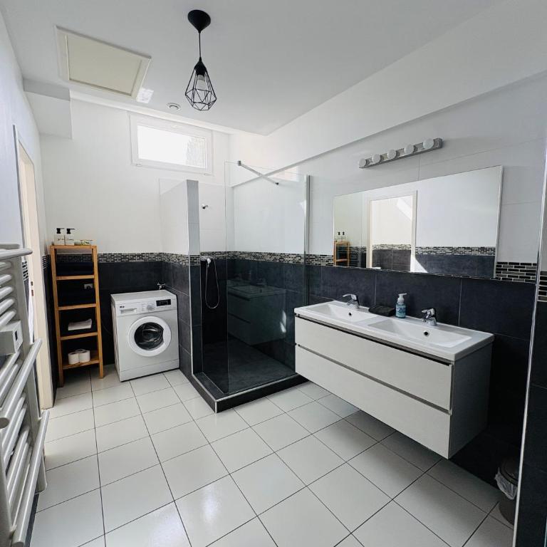 Jolie Villa avec jacuzzi Hôpitaux facultés - Villa 2 Chambres - 10