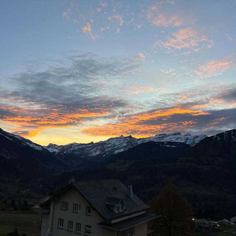 Cosy chalet, close to ski lift, beautiful views - Chalet - 10