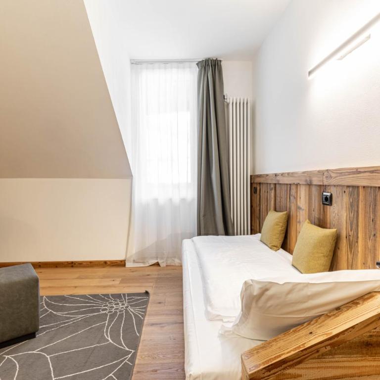 G. Hotel Des Alpes (Classic since 1912) - Camera Quadrupla Superior - 12