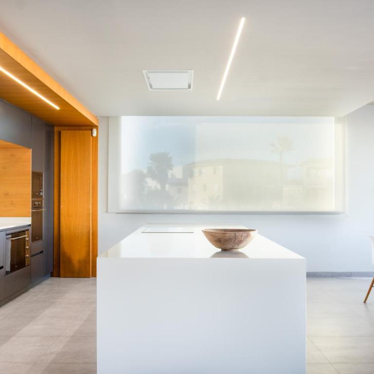 Luxury Villa Lumina with Arcade & Pool Table, PS5 - Villa - 16