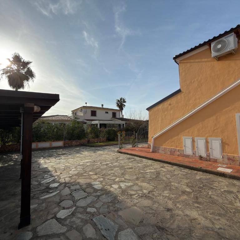 Villa Pinna - Two-Bedroom Apartment - 14