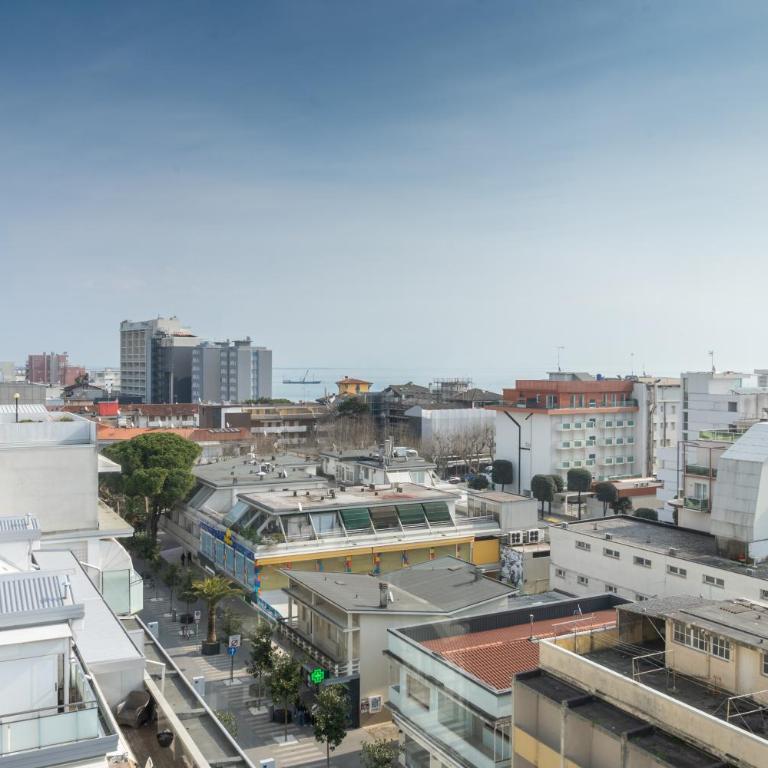 Appartamento Vista Mare Lignano Sabbiadoro MV1 - Appartamento con 2 Camere da Letto - 3
