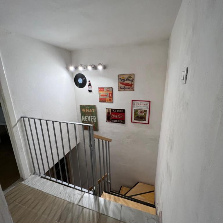 Crispi home 169 - Three-Bedroom Apartment - 17