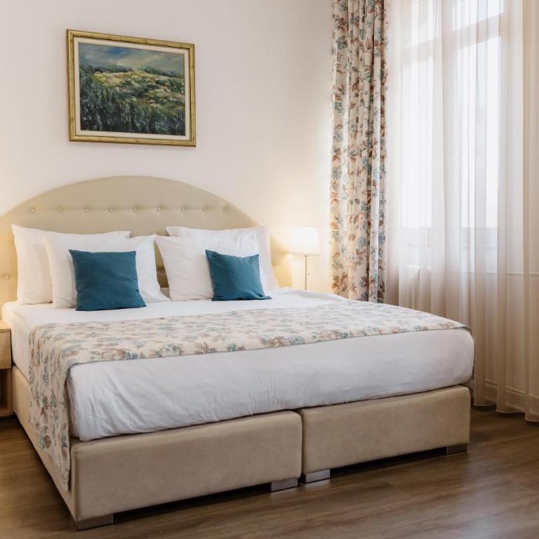 Hotel N - Superior Double Room - 1