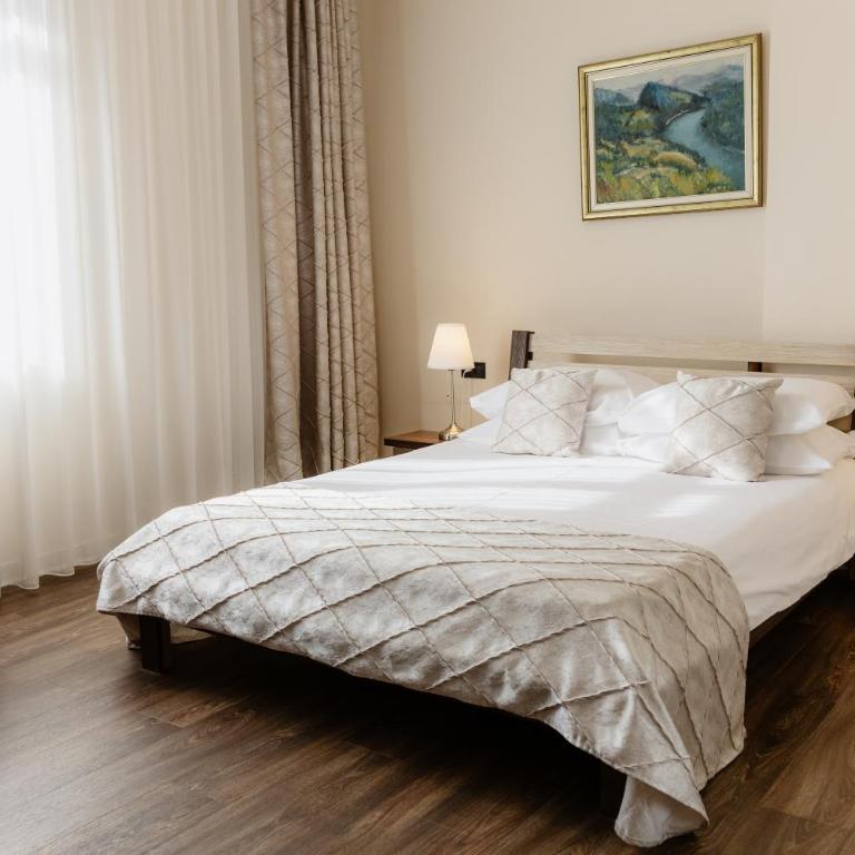 Hotel N - Superior Double Room - 16