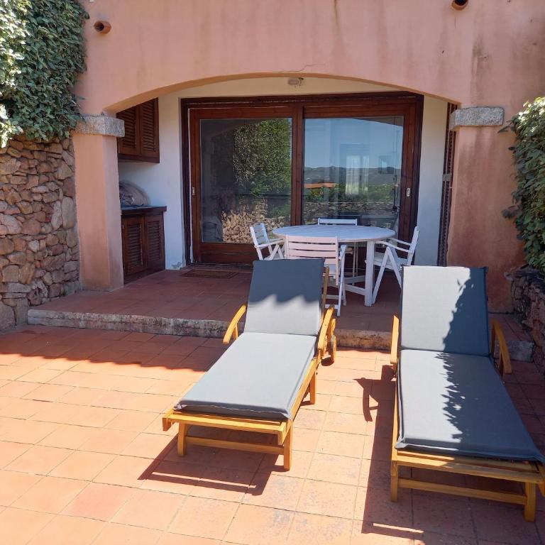PORTO ROTONDO TRAUMHAFTE FERIENWOHNUNG MIT GARTEN und PARKPLATZ ZU VERMIETEN! APPARTAMENTO VACANZE DA SOGNO A PORTO ROTONDO CON GIARDINO E PARCHEGGIO IN AFFITTO! - Appartamento con 1 Camera da Letto - 18