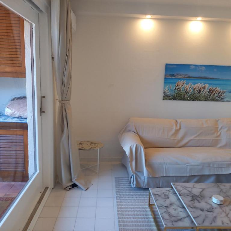 PORTO ROTONDO TRAUMHAFTE FERIENWOHNUNG MIT GARTEN und PARKPLATZ ZU VERMIETEN! APPARTAMENTO VACANZE DA SOGNO A PORTO ROTONDO CON GIARDINO E PARCHEGGIO IN AFFITTO! - Appartamento con 1 Camera da Letto - 25