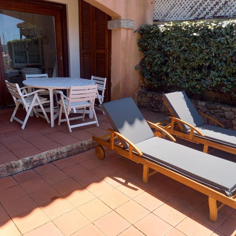 PORTO ROTONDO TRAUMHAFTE FERIENWOHNUNG MIT GARTEN und PARKPLATZ ZU VERMIETEN! APPARTAMENTO VACANZE DA SOGNO A PORTO ROTONDO CON GIARDINO E PARCHEGGIO IN AFFITTO! - Appartamento con 1 Camera da Letto - 29