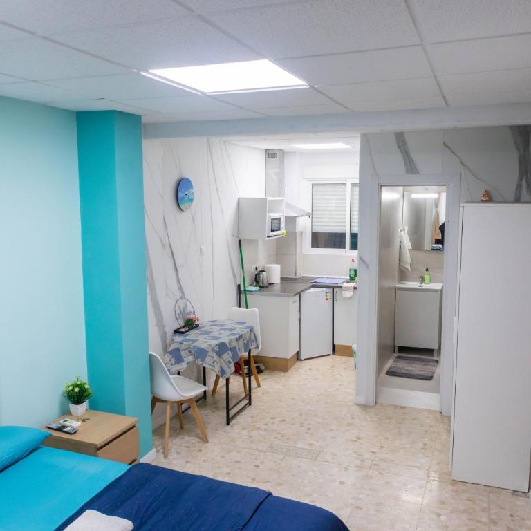 Appartment as a Service. Book it Now - One-Bedroom Apartment - 7