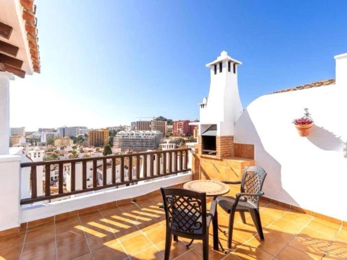 Wonderful 3 bedroom with two Spacious Terraces - Three-Bedroom Apartment - 40