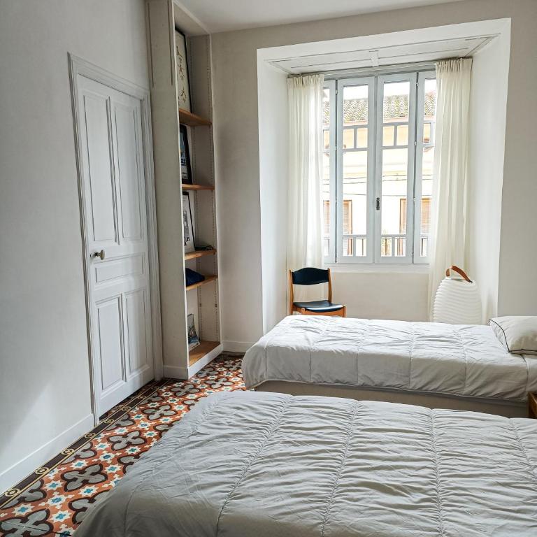Centre ville, 4 personnes, parking gratuit - Maison 2 Chambres - 5