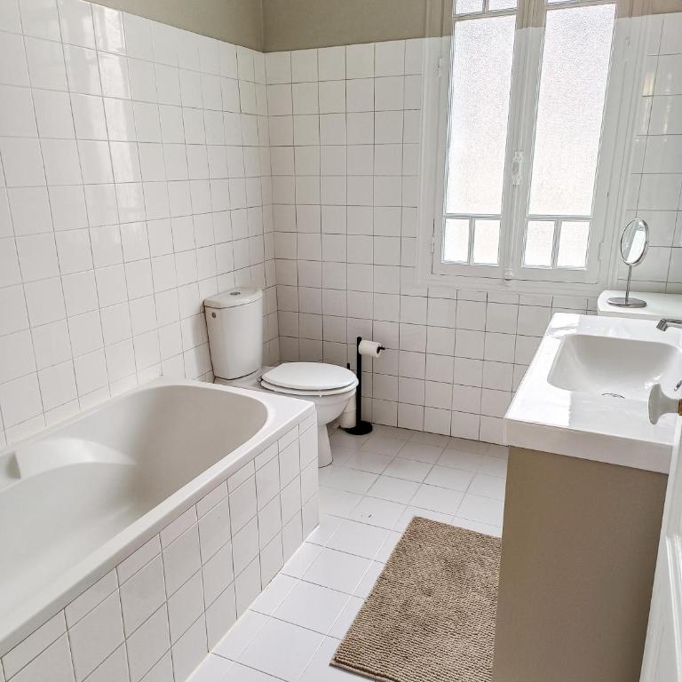 Centre ville, 4 personnes, parking gratuit - Maison 2 Chambres - 9