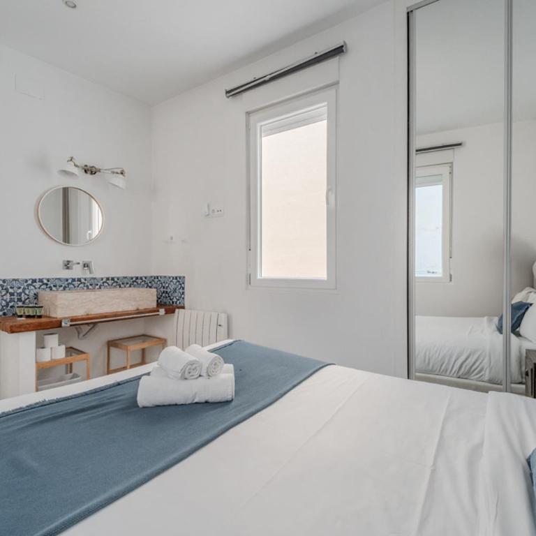 Bright and Cozy 2BD 2BT GranVia - Apartment - 16