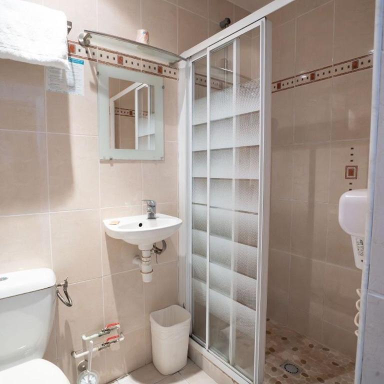 Hôtel Edgar Quinet - Chambre Simple - 3