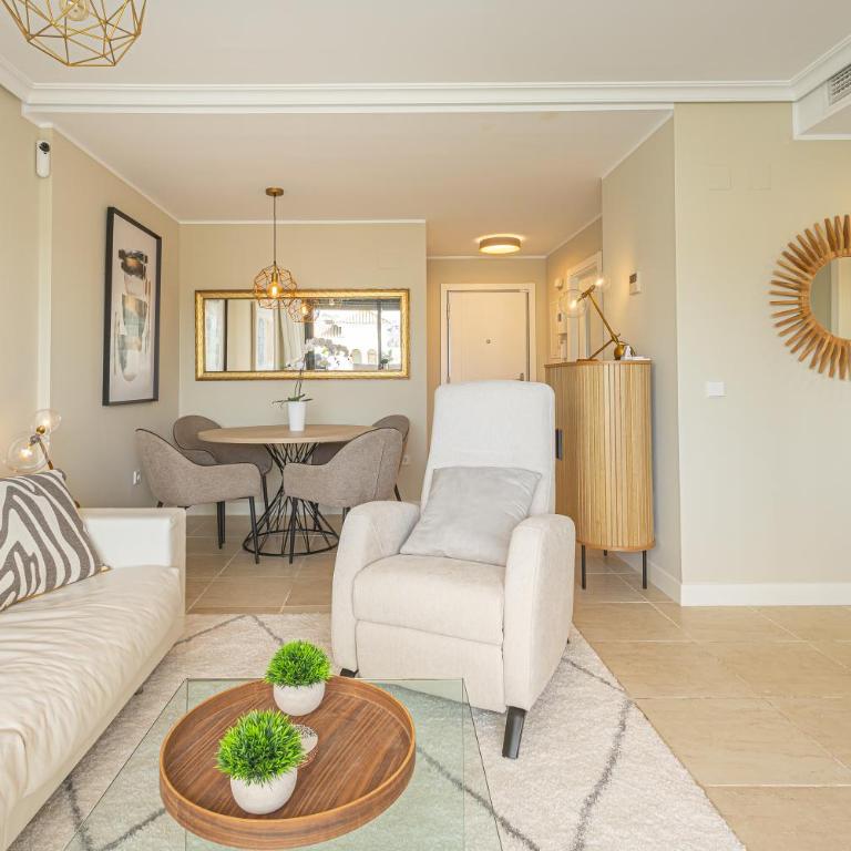 Door To The Sun Estepona - Happy Rentals - Apartamento Deluxe - 9