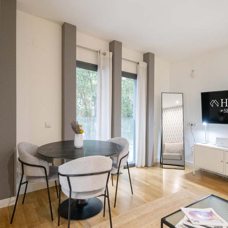 Housing Gran Via by SharingCo - One-Bedroom Apartment - 1