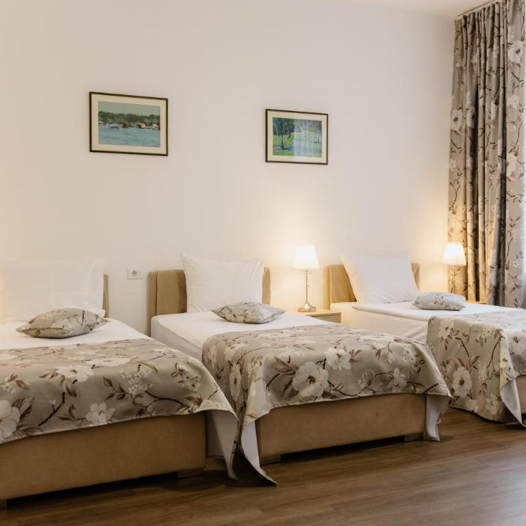 Hotel N - Deluxe Triple Room - 3