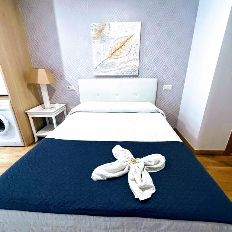Residencial Pinamar - Estudio con sofá cama - 10