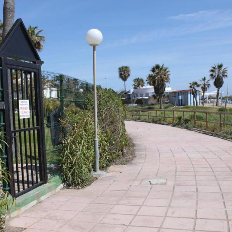 Apartment located right on the beach en Romana Playa - Apartamento de 1 dormitorio - 25