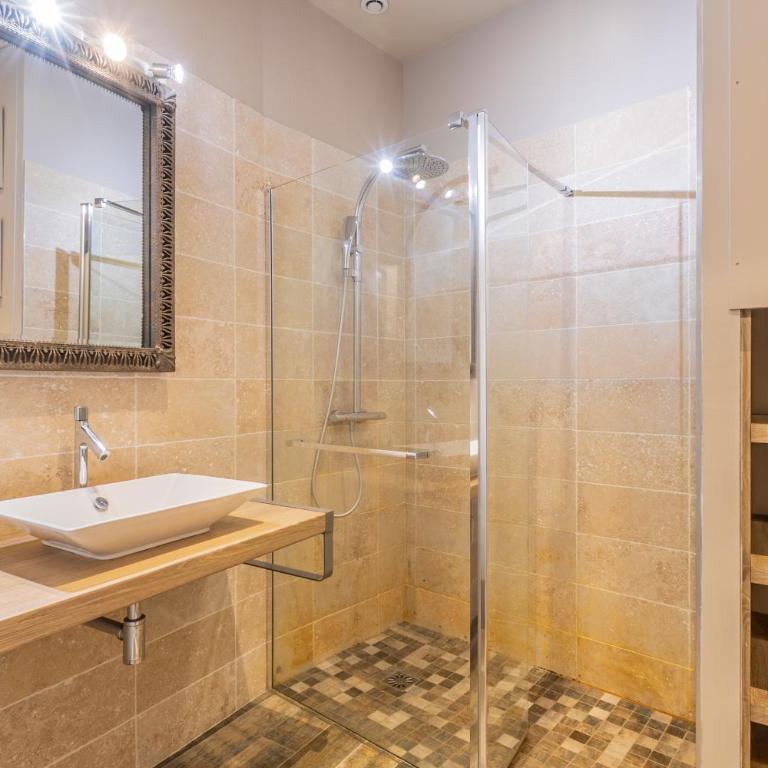 Maison Joséphine avec garage privé - Three-Bedroom Townhouse - 12