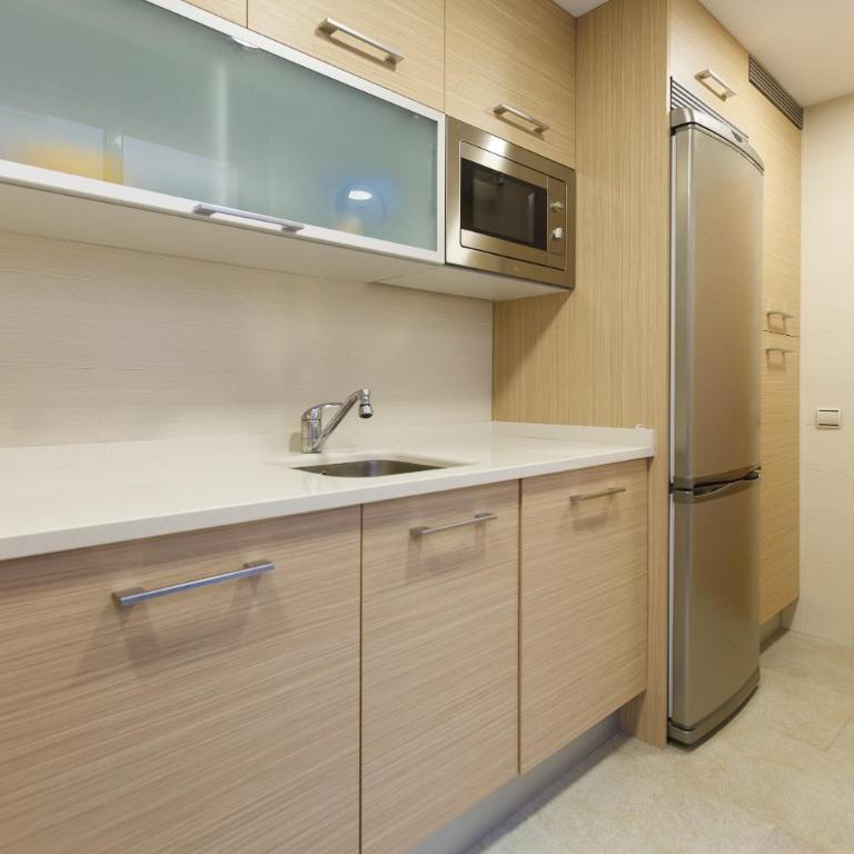 UHC Mar Augusta Family Complex - Three-Bedroom Apartment - 11