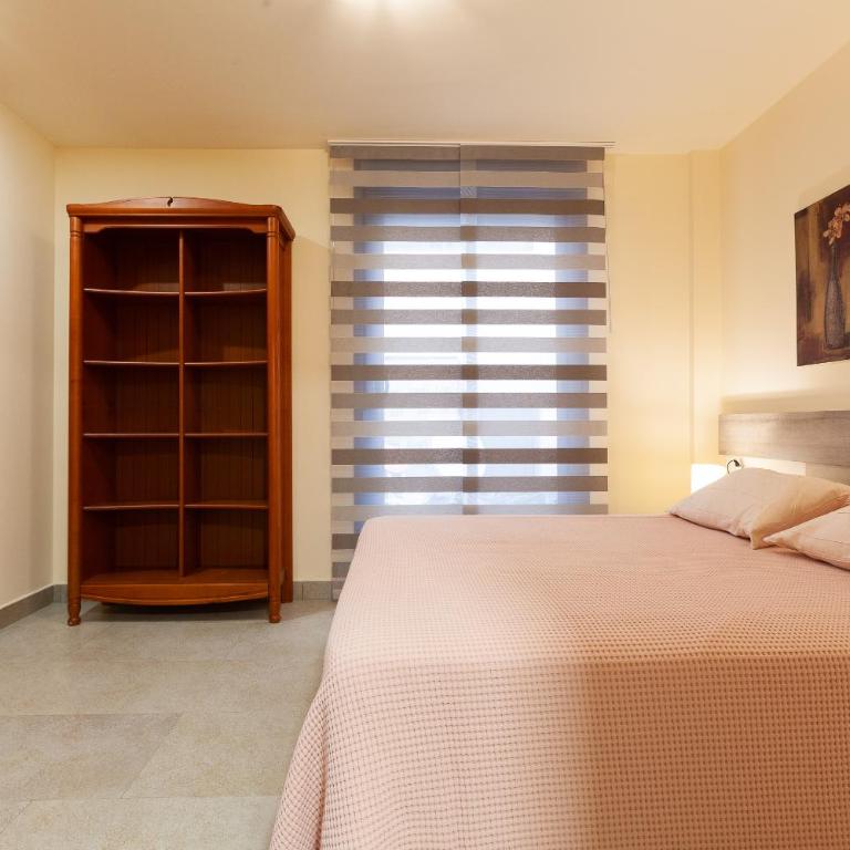 UHC Mar Augusta Family Complex - Three-Bedroom Apartment - 12