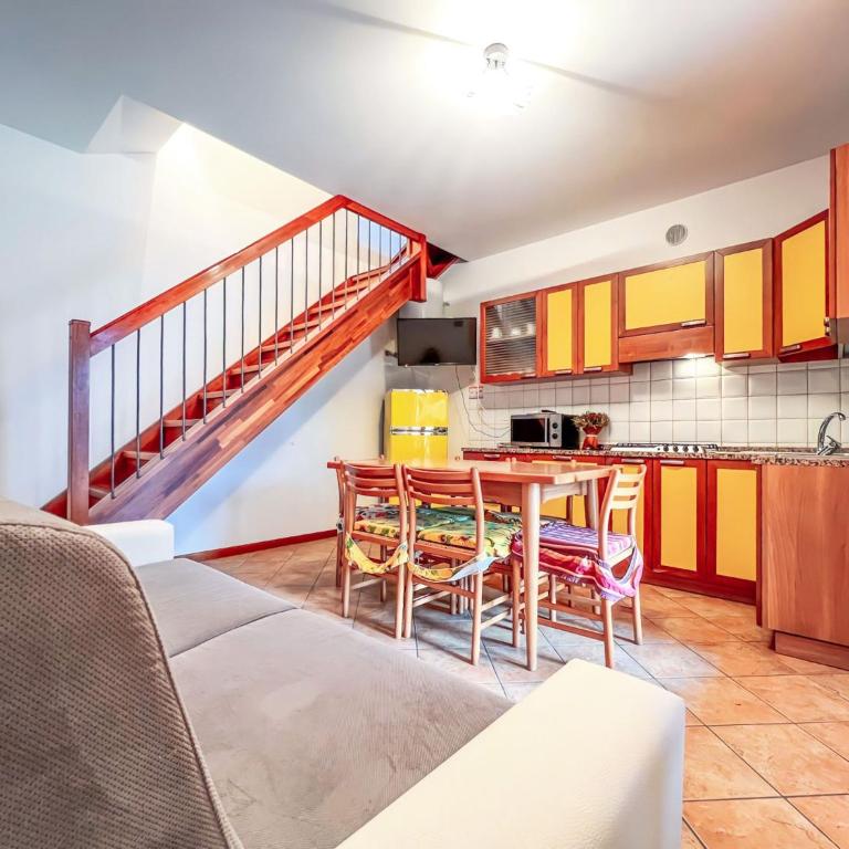 Terraced home with kids playground - Apartment - 3