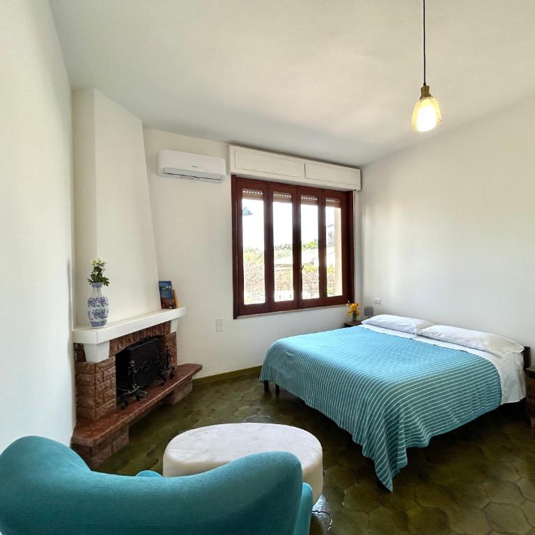 "Villa Cala Bianca" near the sea, parking e wifi - Villa - 62