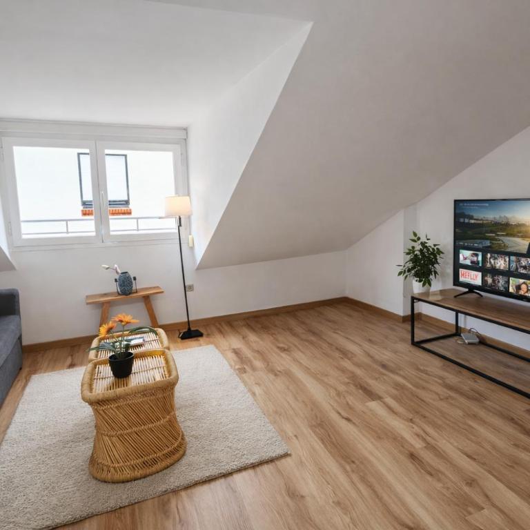 Esencia Gran Vía - Gran Amplitud - Two-Bedroom Apartment - 6