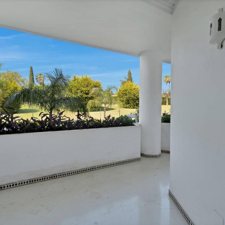 Lujoso y moderno piso con piscina cerca del campo de golf en Guadalmina Alta Marbella - Quetzal 54 - Two-Bedroom Apartment - 49