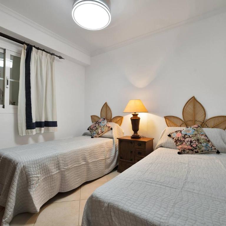 Apartamento en el centro De San Pedro con parking - DEL VALLE 72 1 - Apartamento de 3 dormitorios con vistas a las montañas - 25