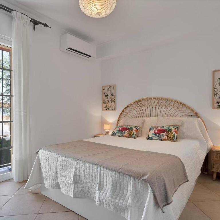Apartamento en el centro De San Pedro con parking - DEL VALLE 72 1 - Apartamento de 3 dormitorios con vistas a las montañas - 20