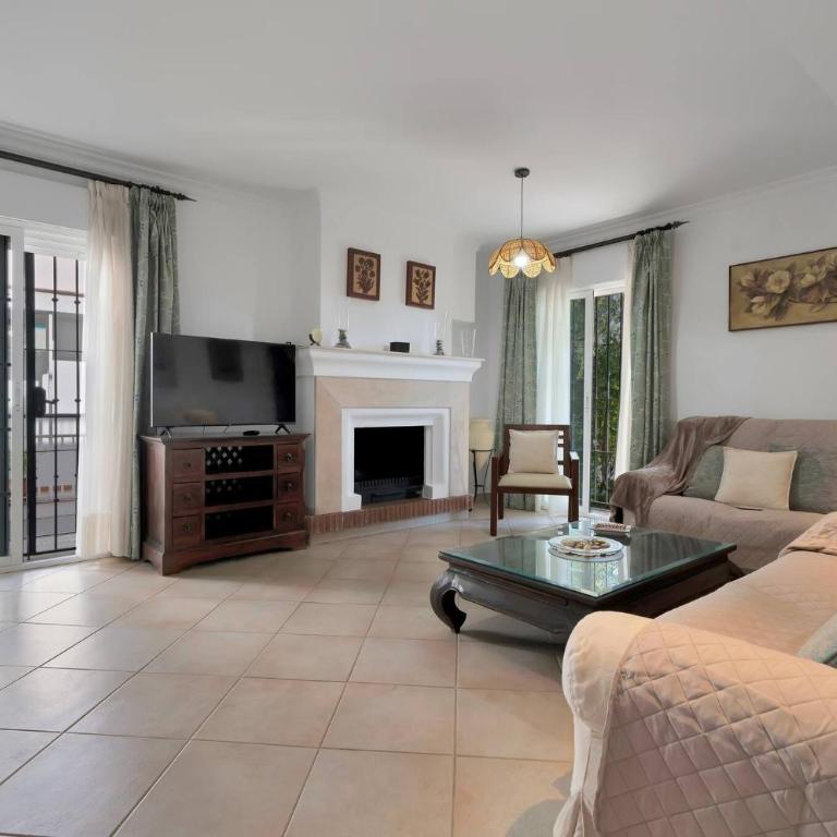 Apartamento en el centro De San Pedro con parking - DEL VALLE 72 1 - Apartamento de 3 dormitorios con vistas a las montañas - 31
