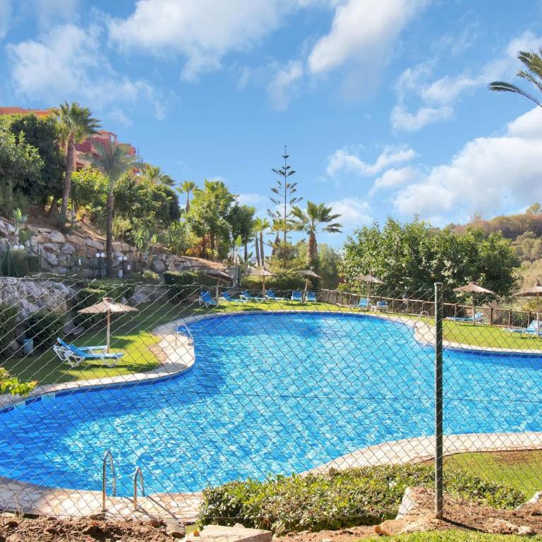 Apartamento en la chapas La Reserva de Marbella - RESERVA DE MARBELLA 274 - Apartamento de 2 dormitorios con terraza y vistas al mar - 2