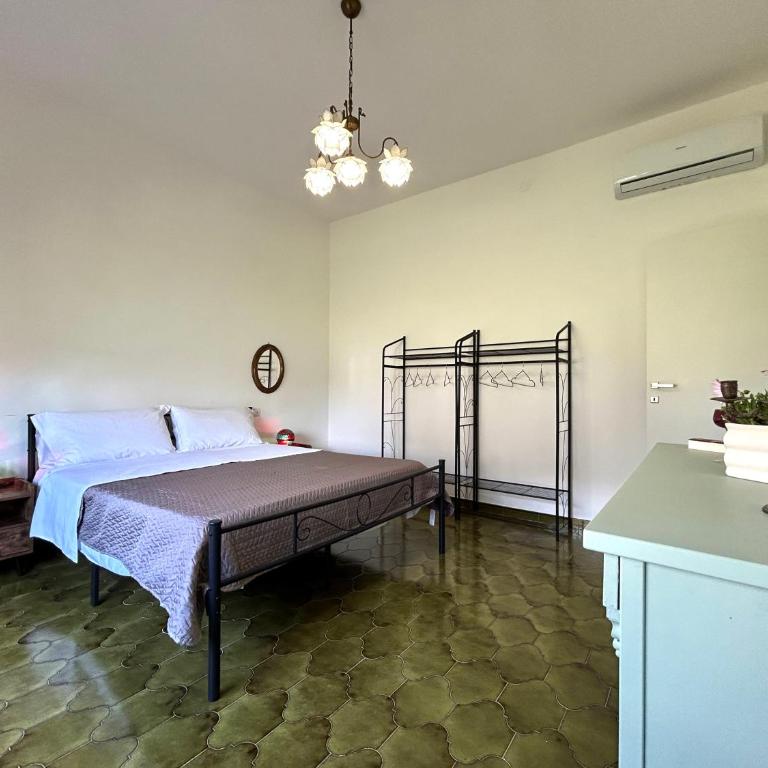 "Villa Cala Bianca" near the sea, parking e wifi - Villa - 58