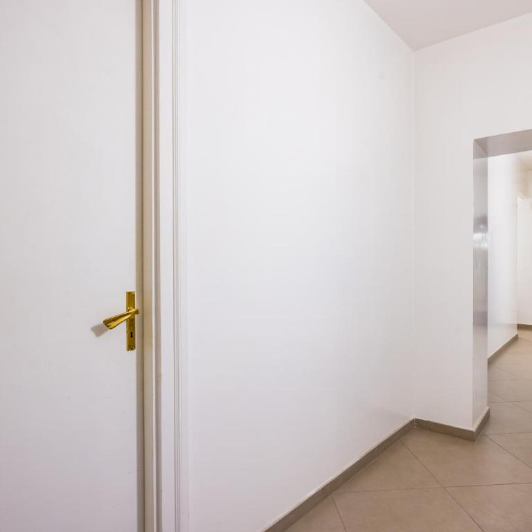 Piano Nobile - Camera 1 - Appartamento - 11