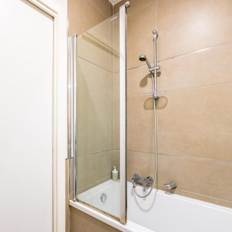 Piano Nobile - Camera 1 - Appartamento - 26