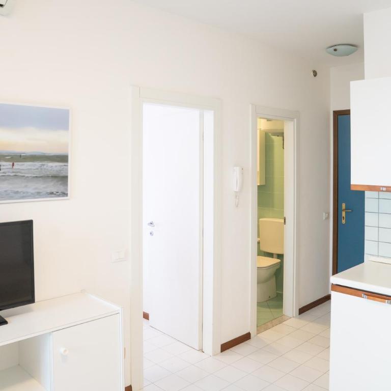 Appartamento Fronte Mare con Piscina Lignano Sabbiadoro MV6 - One-Bedroom Apartment - 7