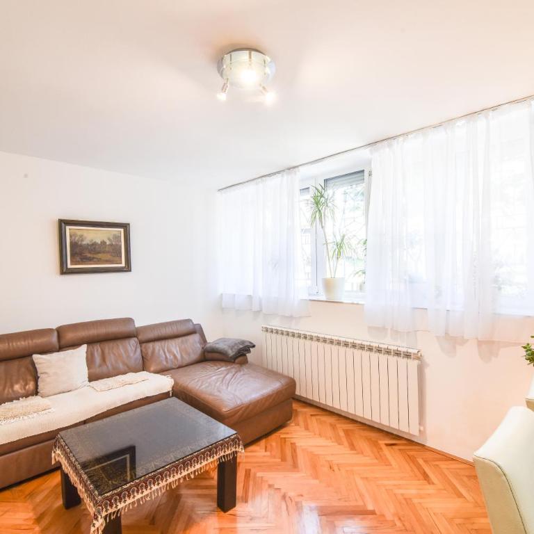 Višnjik Pines - Apartman sa 2 Spavaće Sobe - 15