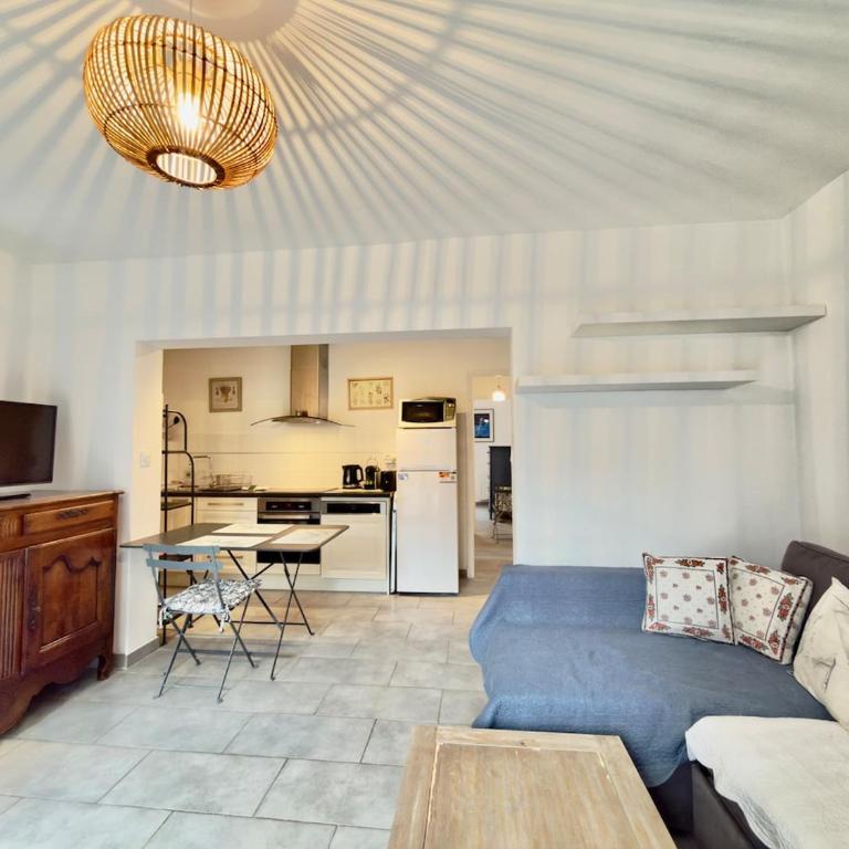 Méditerranéen - Clim & Wifi - Port & Plage 200m - Appartement 1 Chambre - 4