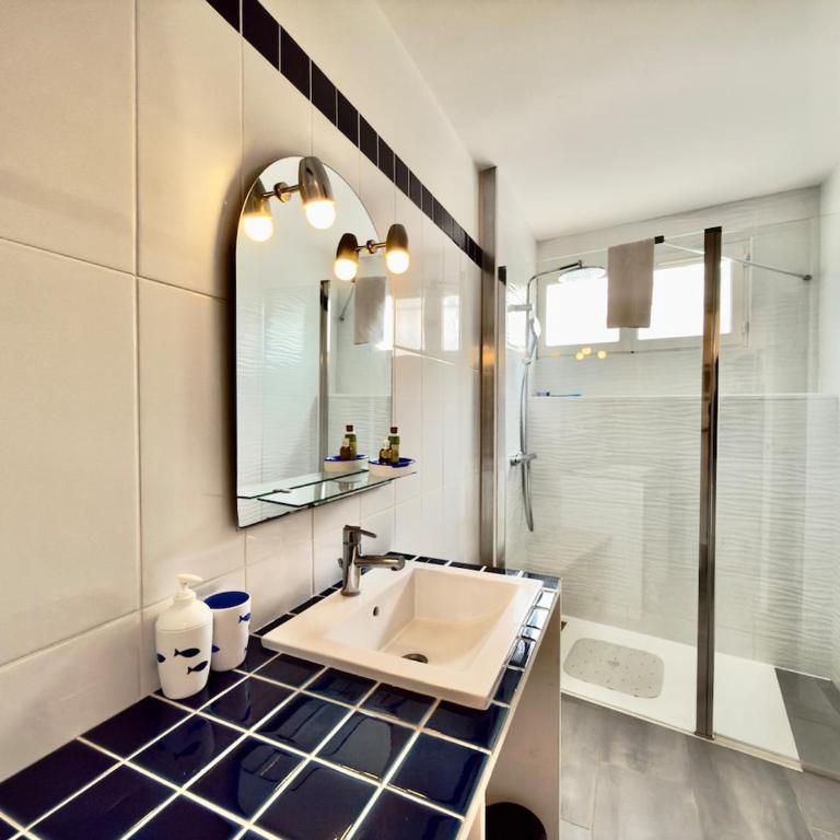 Méditerranéen - Clim & Wifi - Port & Plage 200m - Appartement 1 Chambre - 9
