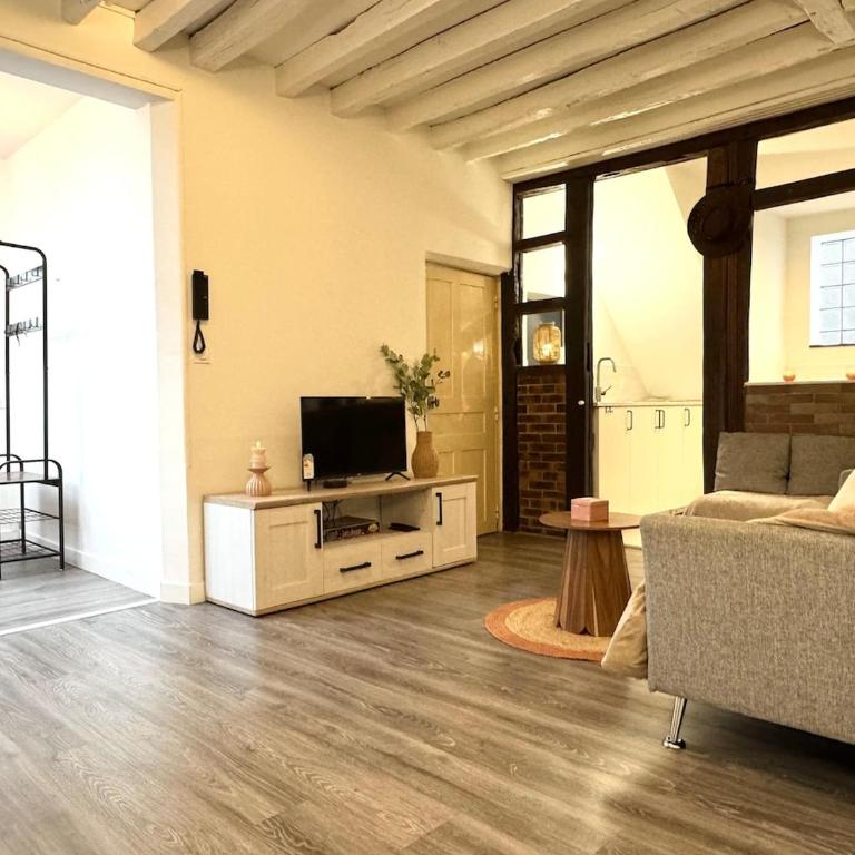 La Maison de la Visitation - Proche Centre & Wifi - Maison 4 Chambres - 26