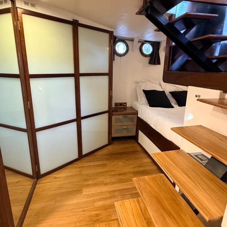 Cabine sur péniche à Bagatelle - Appartement 1 Chambre - 19